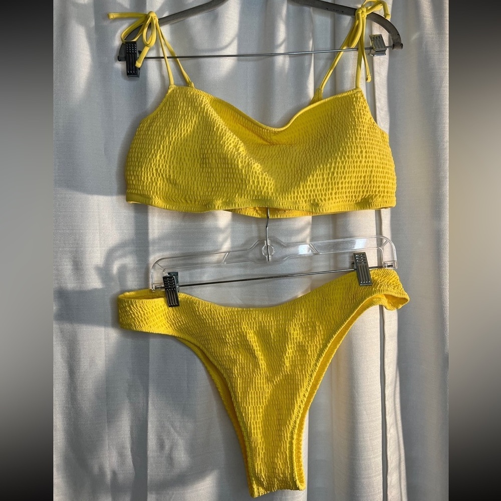 Abercrombie 2pc yellow bathing suit set